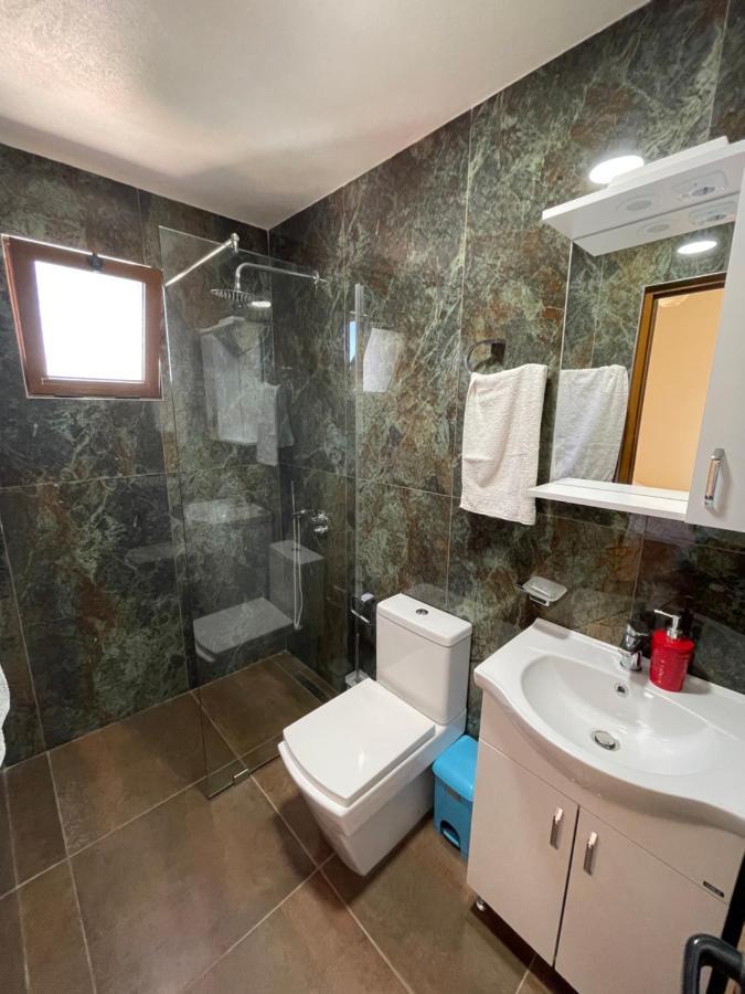 Marea Hotel Ksamil Eksteriør billede